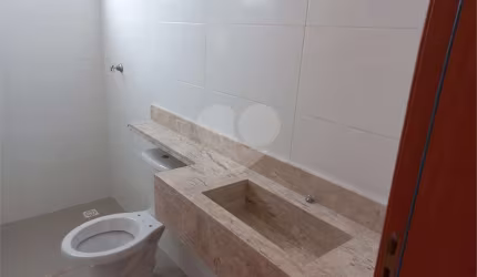Condomínio com 2 quartos à venda em Vila Constança - SP