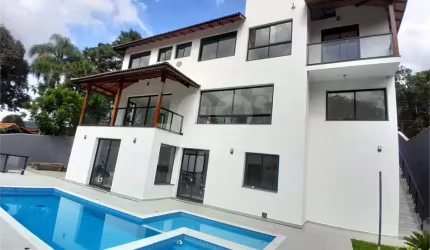 Condomínio com 3 quartos à venda em Caraguatá - SP