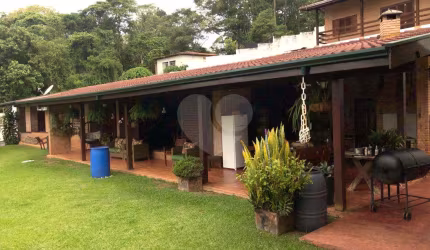 Casa térrea com 4 quartos à venda em Roseira - SP