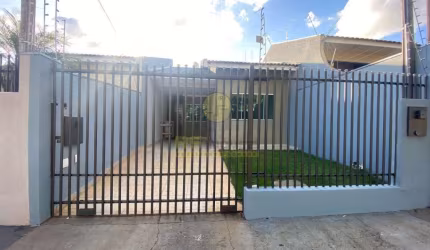 Casa com 2 quartos à venda na Rua Pioneiro Santo Dela Valentina, 306=B, Jardim Itaipu, Maringá, 85 m2 por R$ 350.000