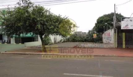 Terreno comercial para alugar na Avenida Mandacaru, 3028, Jardim Santa Helena, Maringá por R$ 4.000