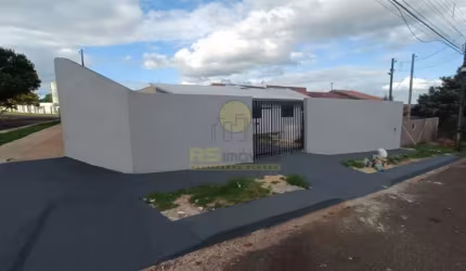 Casa a Venda no bairro Conjunto Habitacional Requião