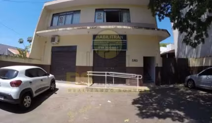 SALA COMERCIAL COM ÓTIMA LOCALIZAÇÃO