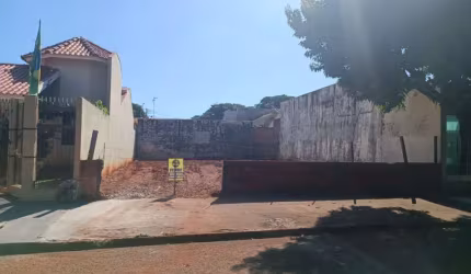 TERRENO RESIDENCIAL/COMERCIAL