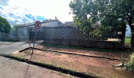 CASA PARA LOCAÇÃO NO JARDIM EVEREST