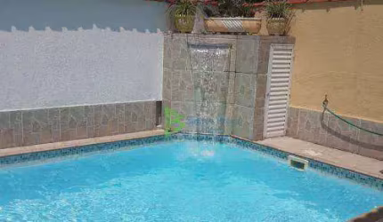 Casa com 4 dormitórios à venda, 179 m² por R$ 690.000 - Centro - Santos/SP