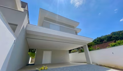 Casa com 4 quartos à venda no Atiradores, Joinville , 270 m2 por R$ 2.350.000