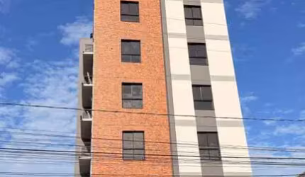 Apartamento no Bairro Saguaçu