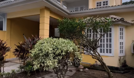 Fregguesia casa condomínio 3 qts  1 suite valor 999 mil