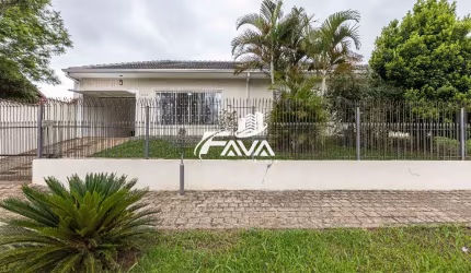 Casa Térrea 3 quartos 1 suíte 2 vagas de garagem no Butiatuvinha - Curitiba/PR