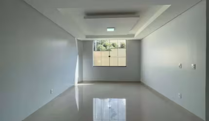 Sobrado à Venda no Jardim América – 3 Quartos, 2 Suítes, Alto Padrão e Localização Privilegiada