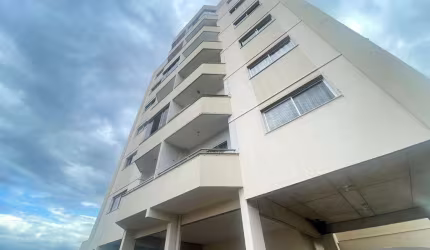 Apartamento 2 quartos com sacada e armários Financiamento facilitado