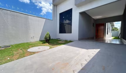 Casa com 3 quartos à venda na Rua Mínio, 10, Vila Oliveira, Aparecida de Goiânia, 98 m2 por R$ 480.000