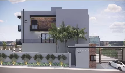 Sobrado triplex com piscina!
