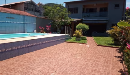 SOBRADO 2 DORMITÓRIOS  COM PISCINA