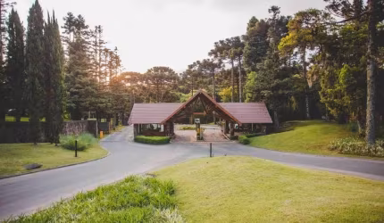 Casa de Condomínio em Mato Queimado  -  Gramado