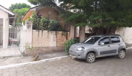 Casa a Venda na Vila São João em Caçapava