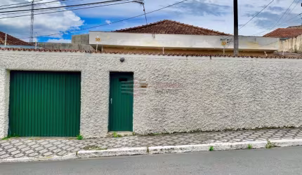 Casa a Venda no Centro em Caçapava