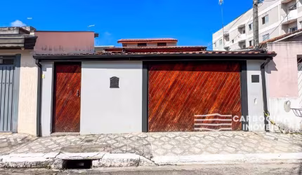 Casa a Venda no Centro em Caçapava