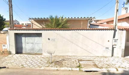 Casa a Venda na Vila Santos em Caçapava