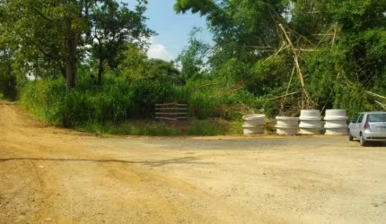 Área a Venda na Vila Paraíso em Caçapava