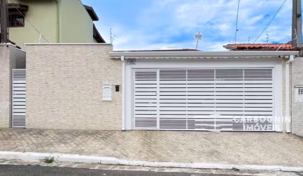 Casa a Venda no Jardim Primavera em Caçapava