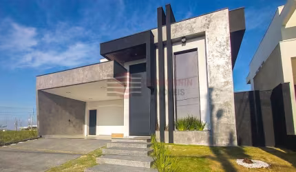Casa em Condomínio a Venda e Locação no Santa Monica em Caçapava