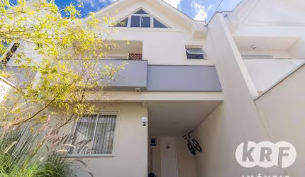 Sobrado com 3 dormitórios à venda, 154 m² por R$ 825.000,00 - Uberaba - Curitiba/PR