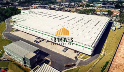 Galpão para alugar de 60000 metros quadrados em condomínio logístico em Embu das Artes - SP