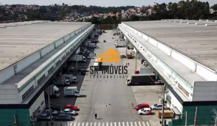 Galpão para alugar de 8000 metros quadrados em condomínio logístico em São Paulo - SP