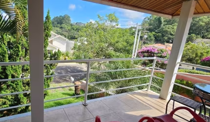 Colinas de São Francisco Casa com 5 quartos,  5 wc, 5 vagas