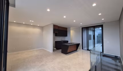 Residencial Monreale Casa Plana com 3 quartos, 3 wc e 2 vagas. Diferenciada!