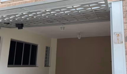 Casa para LOCAÇÃO (Moradia ou Comercial), no Centro, com 3 quartos, 3 wc, 2 gar