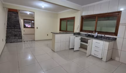 Locação Excelente Casa com 3 quartos,  3 banheiros,  4 vagas Jd. Recreio