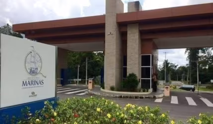 Vendo Terreno no condomínio Quinta das Marinas, 250m², Ponta Negra