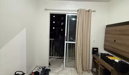 Alugo Apartamento no Terreo no Condomínio Ideal Flores