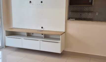 Alugo Apartamento em Condomínio na Praca 14