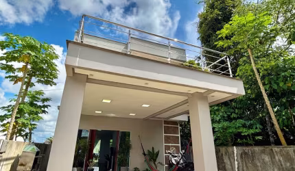 Linda Casa Duplex no terreno de 200m2