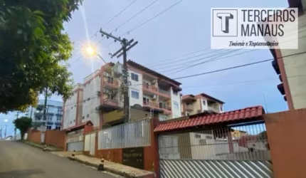 Vendo Apartamento em Condomínio no Parque 10