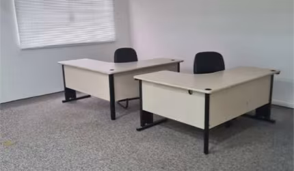 Sala comercial para alugar com 196m² - Centro