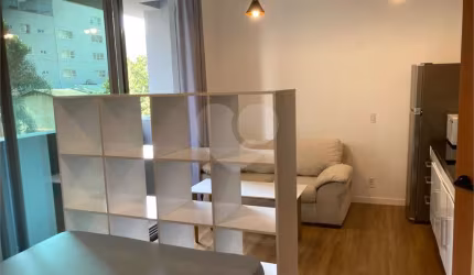 Studio para Locação com 28m² - Pinheiros.