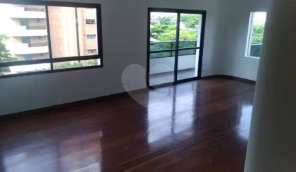 APARTAMENTO 4 DORMS - 4 VAGAS -  IMPONENTE E EXUBERANTE!!!