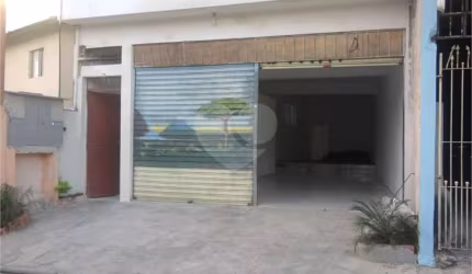 Salão comercial para Locação com 100m² - Jardim Fernandes.