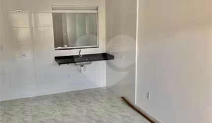 Apartamento para Locação com 44m² - Cidade Patriarca.
