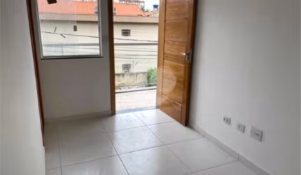 Apartamento á venda com 40m² - Artur Alvim