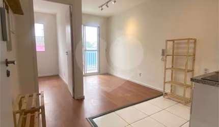 Apartamento para locação com 27m² - Tatuapé