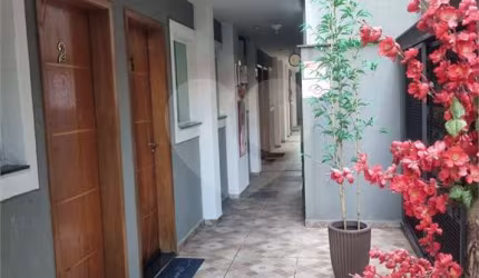 Studio á venda com 28m² -Tatuapé.