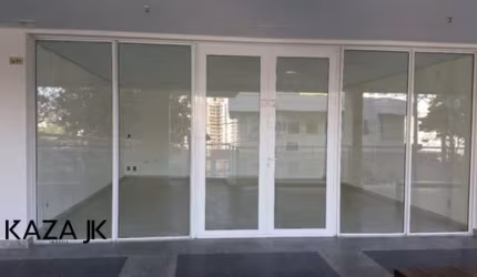 Comprar/vendo: Loja comercial a venda com 40m² no Golden Office, Chácara Urbana, Jundiaí. Pronta para usar, totalmente reformada.