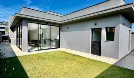 Comprar/vendo: Casa a venda, nova, térrea no Pecan Town &amp; Country, Itupeva com 3 dormitórios, quintal, 4 vagas