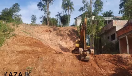 Terreno a venda no condomínio Capital Ville I em Cajamar